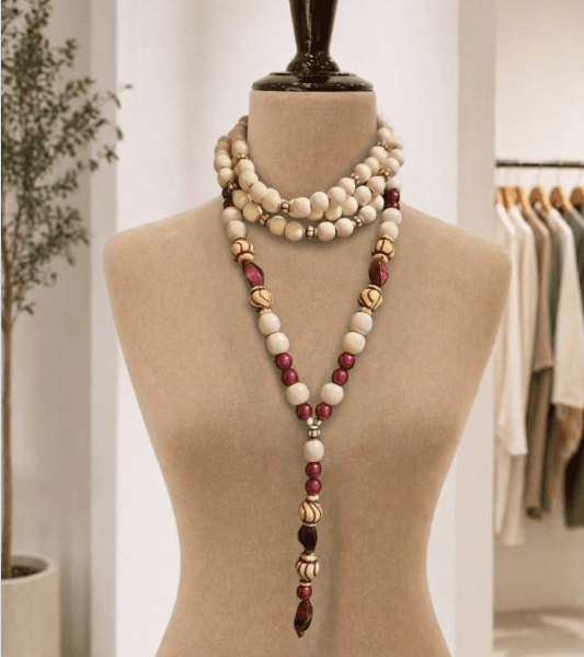 Collar en Y Crema y Rojo