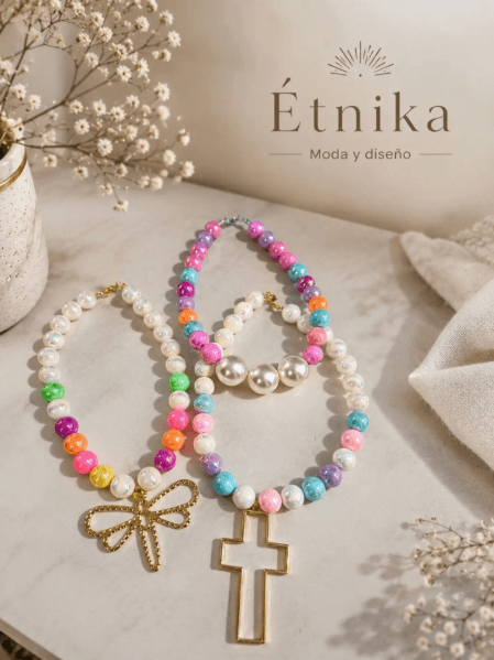 Collar Multicolor con Cruz