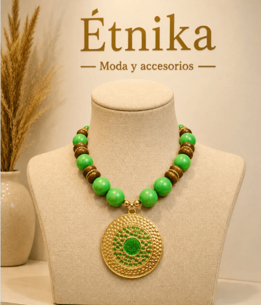 Collar Esmeralda Medallón