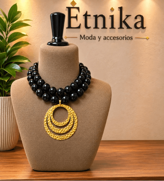 Collar Ébano con Aros